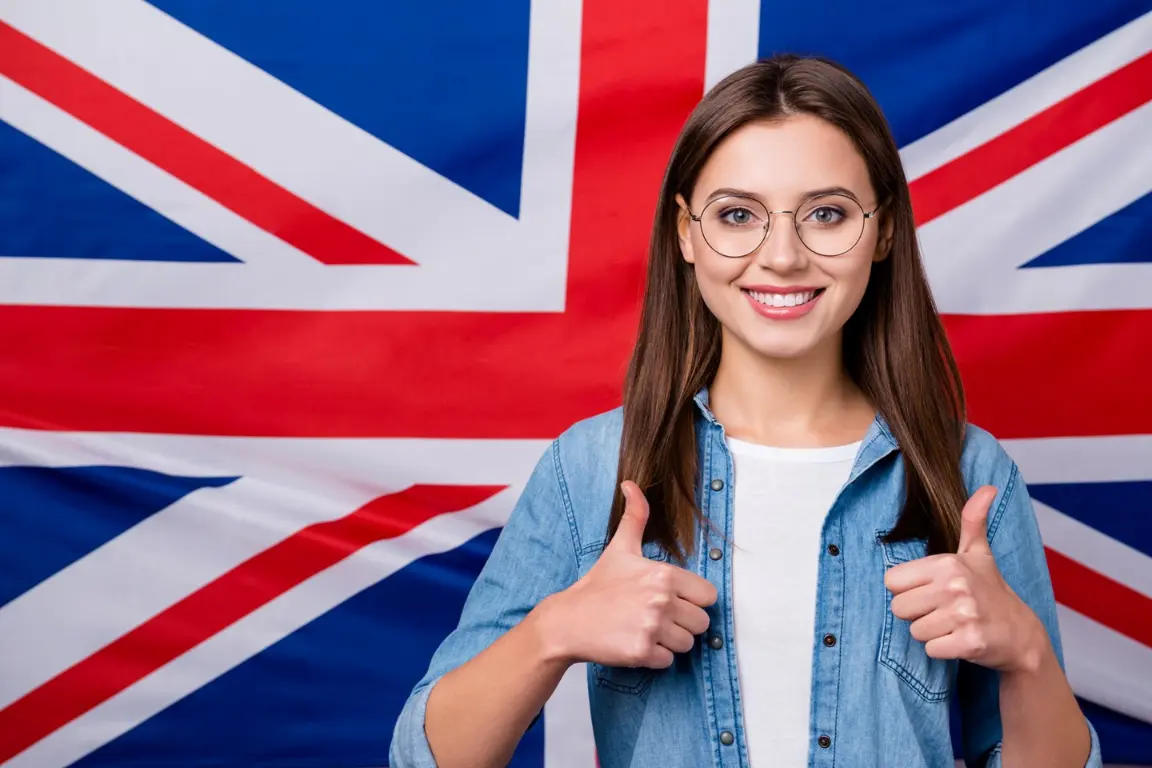 Banner_Contact YES_A-Level results day_Your Education Shape_Your Educational Consultant RO